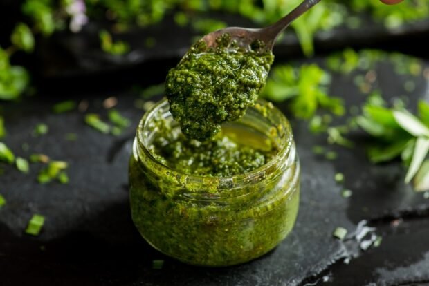 Pesto sauce for winter