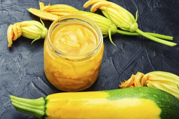 Zucchini jam 