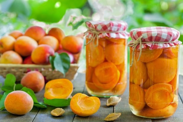 Apricot compote with citric acid for winter – a simple and delicious recipe, how to cook step by step