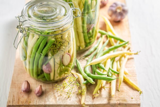 Canned string beans in half an hour 