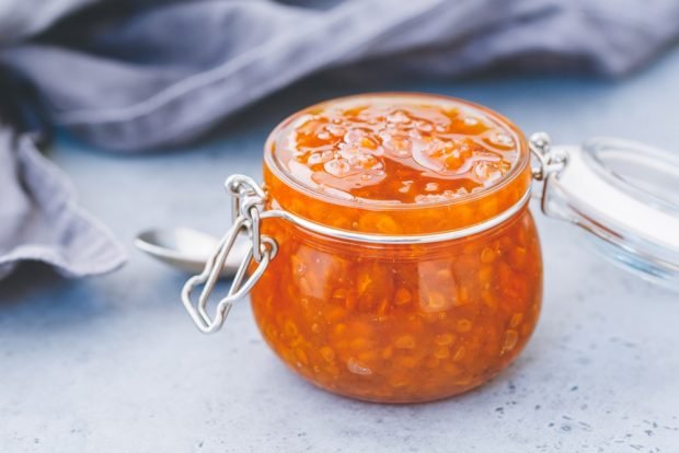 Jam-five minutes of cloudberry without water – a simple and delicious recipe, how to cook step by step