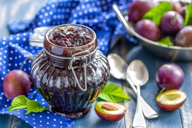 Thick plum jam without seeds is a simple and delicious recipe, how to cook step by step