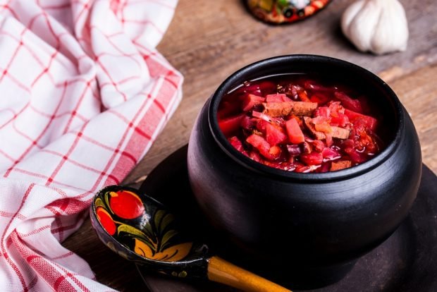 Borscht in pots