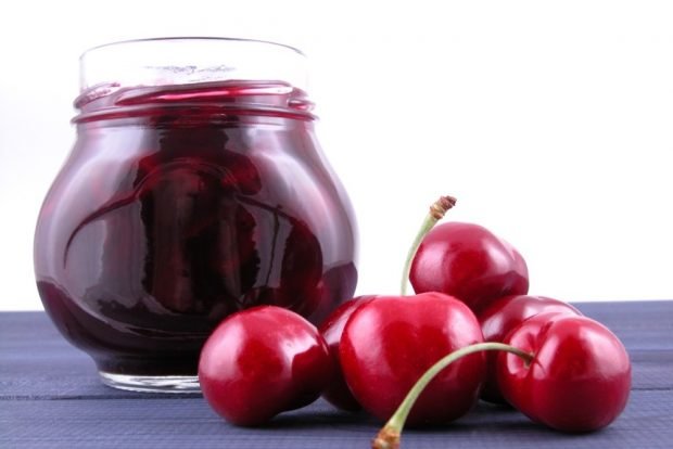 Cherry jelly without gelatin is a simple and delicious recipe, how to cook step by step