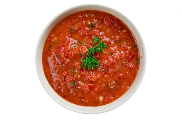 Spicy adjika of tomatoes with apples and garlic for the winter is a simple and delicious recipe, how to cook step by step