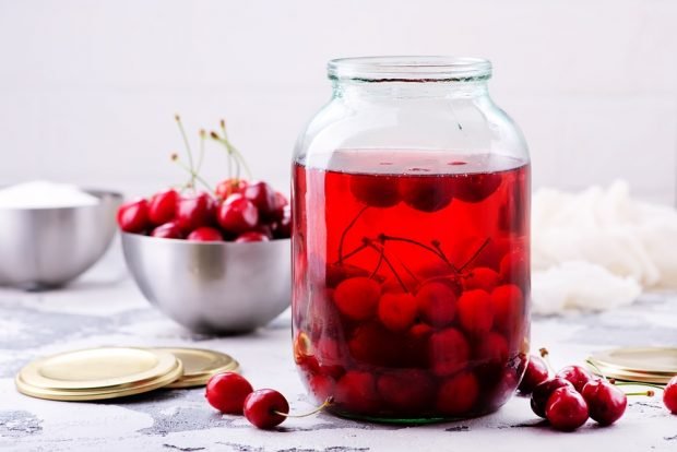 Canned cherry compote with tails