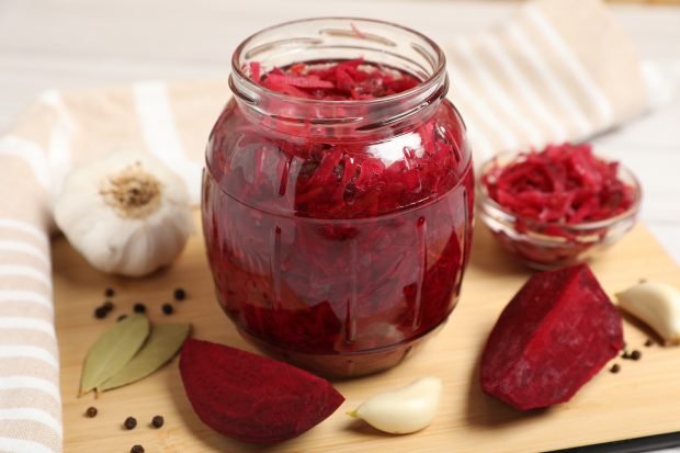 Beetroot for winter in jars