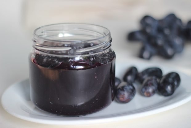 Grape jam with agar agar