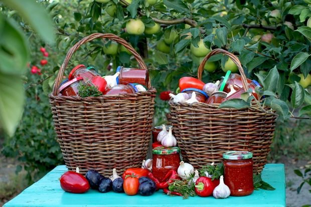 Spicy adjika of plums with tomatoes for winter