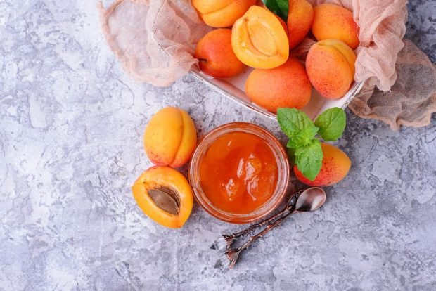 Apricots in their own juice for winter – a simple and delicious recipe, how to cook step by step