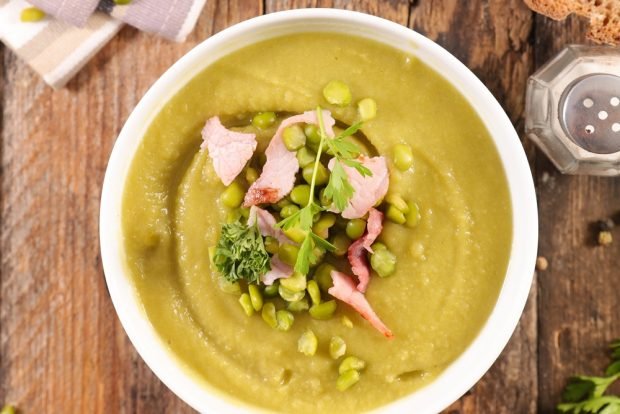 Pea soup-puree with potatoes and ham – a simple and delicious recipe, how to cook step by step