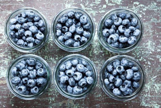 Blueberry compote for winter is a simple and delicious recipe, how to cook step by step