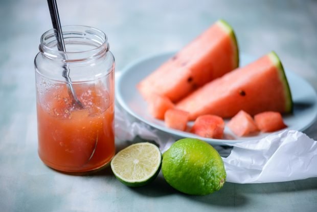 Watermelon pulp jam with orange 