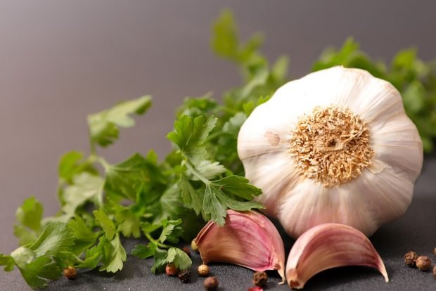 Parsley with garlic for winter