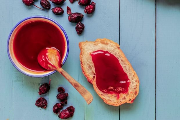 Rosehip jelly is a simple and delicious recipe, how to cook step by step