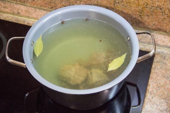 Borscht with beef: photo of recipe preparation, step 2