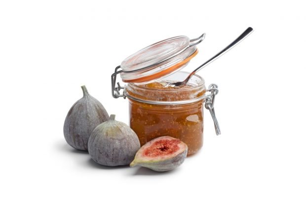 Fig jam in Azerbaijani 