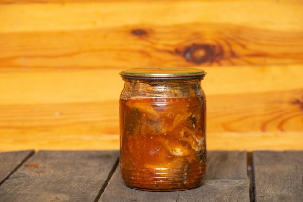 Canned sprat for winter 