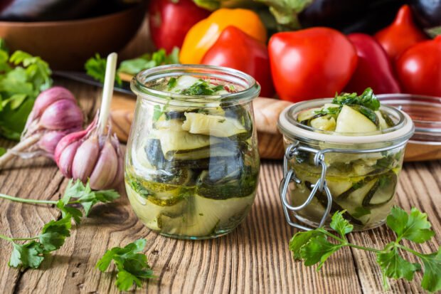 Canned zucchini plates