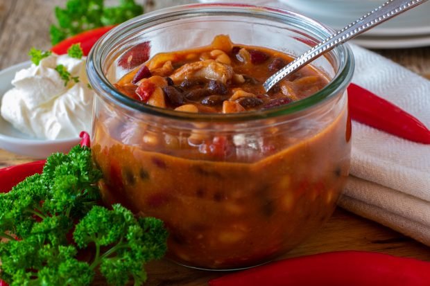 Greek snack with beans for winter