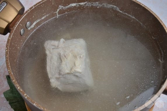 Homemade borscht for the whole family: photo of recipe preparation, step 1