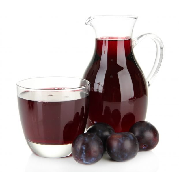 Plum juice for winter 