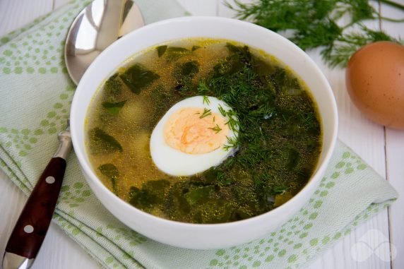 Green borscht with spinach and egg: photo of recipe preparation, step 5