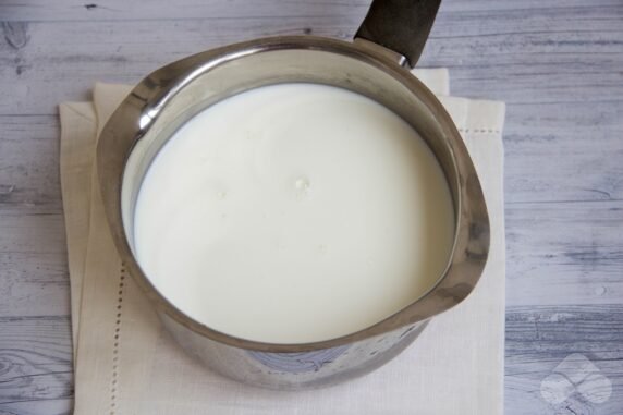 Milk soup with vermicelli: photo of recipe preparation, step 1