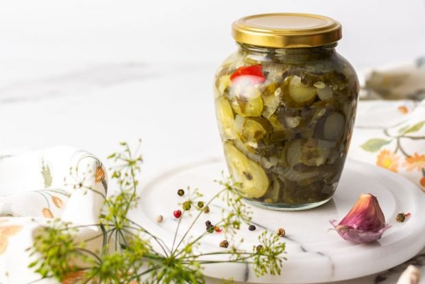 Pickling cucumbers in Finnish for winter 