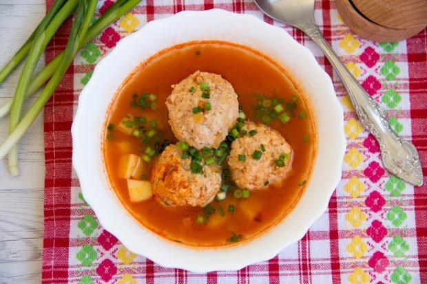 Mexican soup with chicken meatballs