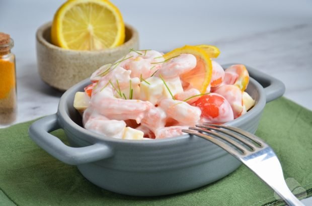 Salad with shrimp, tomatoes and cheese – a simple and delicious recipe with photos (step by step)