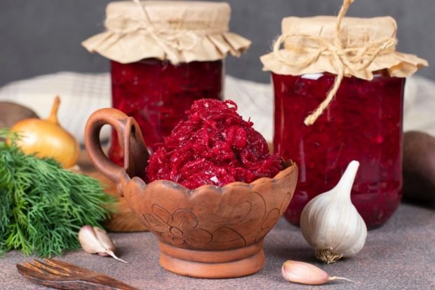 Beetroot and carrot borscht dressing for winter 