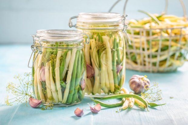 Canned string beans