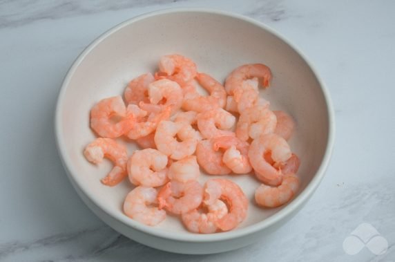 Shrimp and celery salad: photo of recipe preparation, step 1