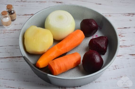 Vinaigrette with pickled onions: photo of recipe preparation, step 1