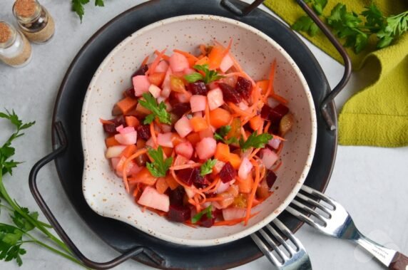 Vinaigrette with Korean carrots: photo of recipe preparation, step 5