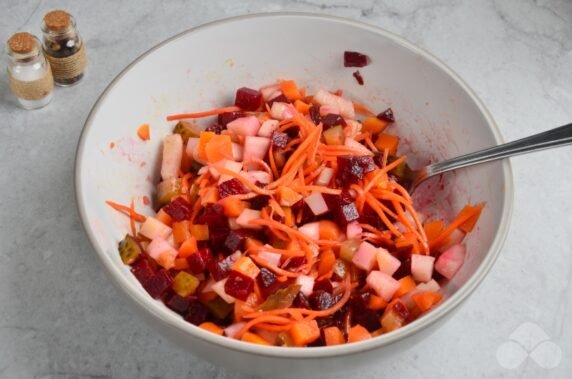 Vinaigrette with Korean carrots: photo of recipe preparation, step 4