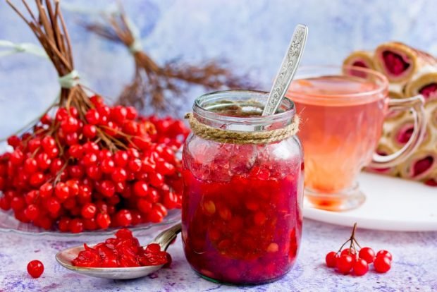 Viburnum with sugar and honey for the winter without cooking