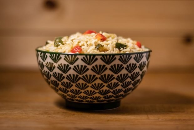 Zucchini salad with rice for winter