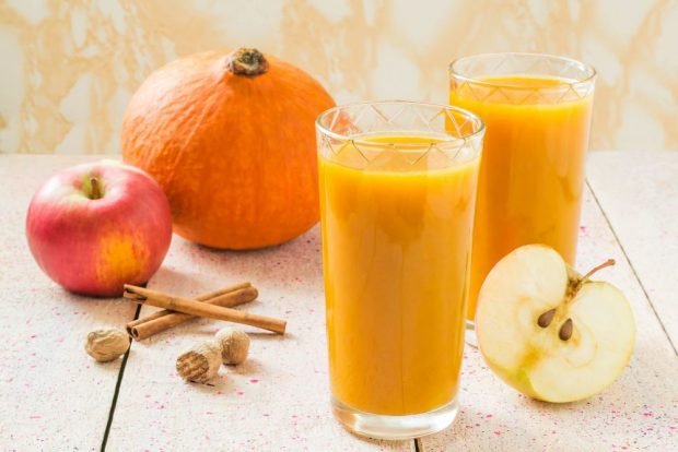 Pumpkin juice with apples for winter