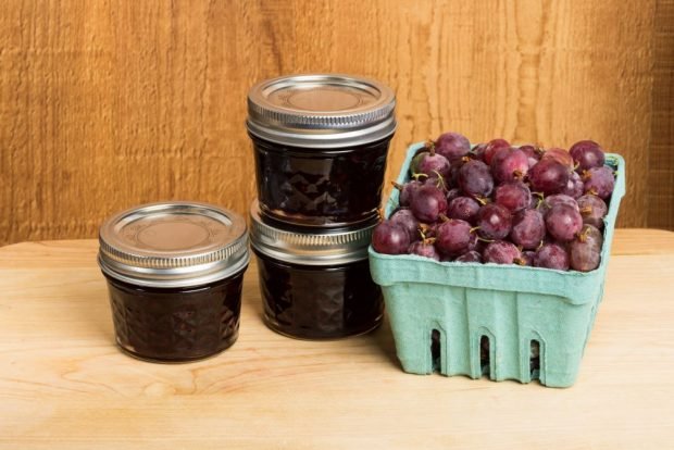 Gooseberry jelly with agar