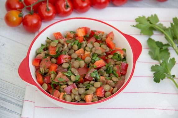 Lentil salad with tomatoes: photo of recipe preparation, step 3